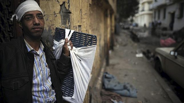 Fotogalería: Las armas de los choques en Tahrir