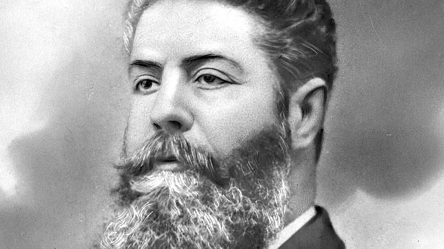 Costa, héroe nacional