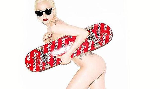 Lady Gaga, suprema en una sesión de fotos para «Purple Magazine»