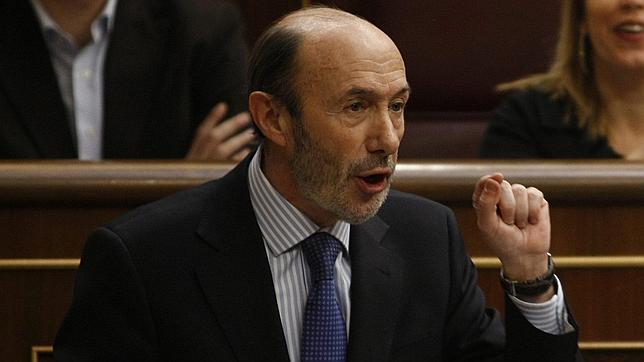 Interior asegura que «nunca» informó a Zapatero del chivatazo a ETA