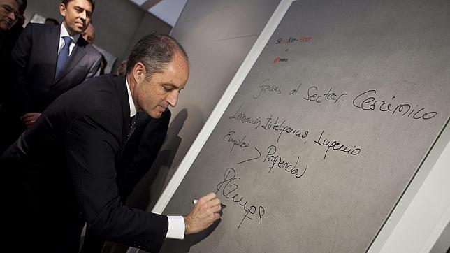 El fiscal pide 41.250 euros de multa para Costa y Camps por un delito de cohecho