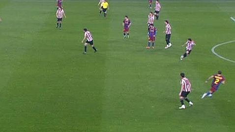 ¿Estaba Alves en fuera de juego?