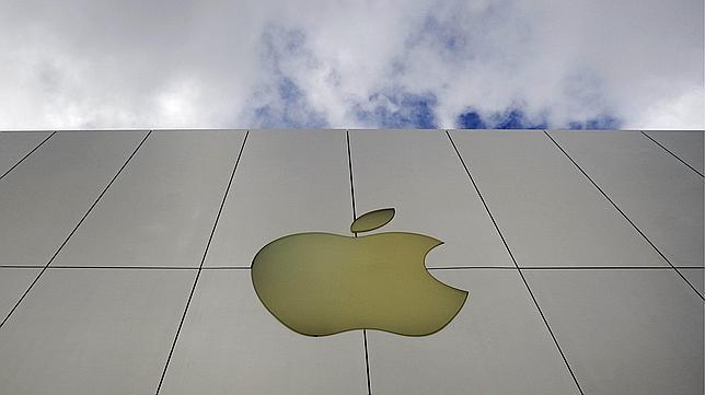 Culpable de vender información confidencial de Apple
