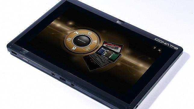 Una mezcla entre tablet y PC: Iconia Tab W500