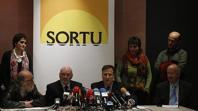 El Gobierno presentará hoy una demanda contra la legalización de Sortu