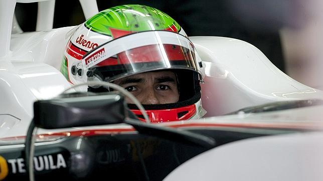 Sergio Pérez marca el ritmo en la tercera jornada de ensayos