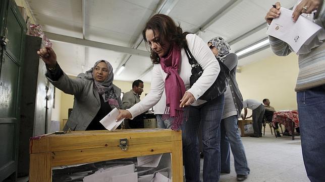 Egipto da luz verde al cambio constitucional