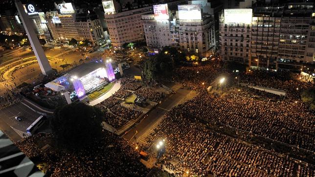 Placido Domingo cautiva a Buenos Aires