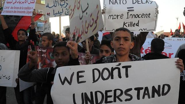 Directo: La ofensiva rebelde por el control de Brega obliga a replegarse a las fuerzas de Gadafi