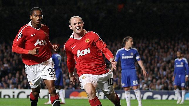 Rooney encarrila al Manchester