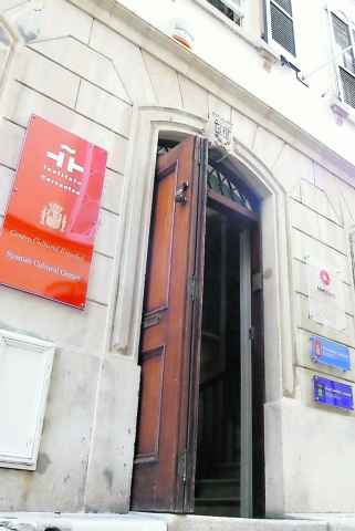 El Cervantes de Gibraltar ya ofrece sus cursos de español a los «llanitos»