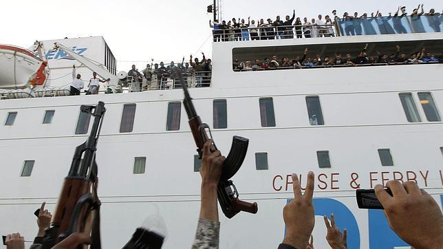 Pesqueros de guerra para salvar Misrata