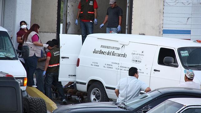 Encuentra en Tamaulipas una fosa con 60 cadáveres