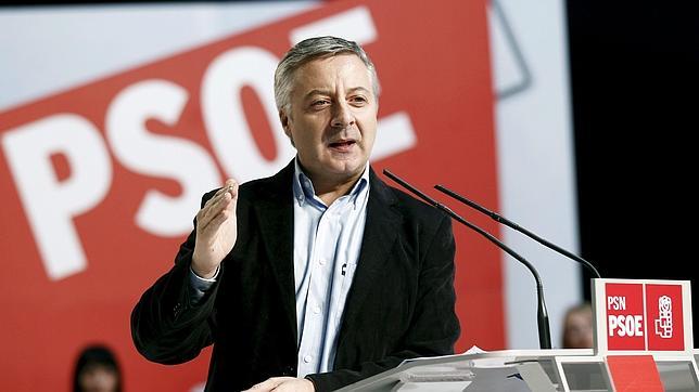 Blanco afirma que Rajoy «será cómplice» si no rectifica el apoyo de Aznar a Gadafi