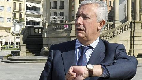 Javier Arenas «exige» al Gobierno que acabe con ETA sin excusas