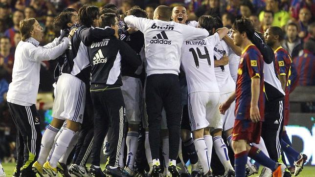 Cruyff: «La Champions decidirá el reinado español»