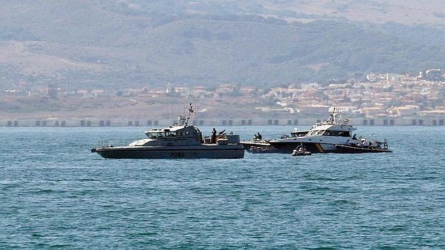 Gibraltar vuelve a acosar a la Guardia Civil
