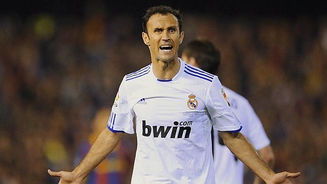 Mourinho pierde a Carvalho y Khedira