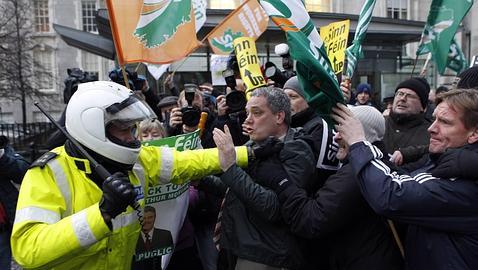 España, con el 9,2%, es el tercer país de la Eurozona con mayor déficit en 2010