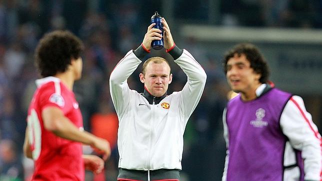 Rooney desvela que un periódico accedió a su teléfono móvil de forma ilegal