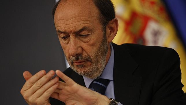 Rubalcaba declina hablar sobre el paradero de Troitiño, a quien buscan en Francia