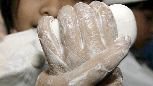 El 60% de los sanitarios no se lava las manos cuando está en contacto con sus pacientes