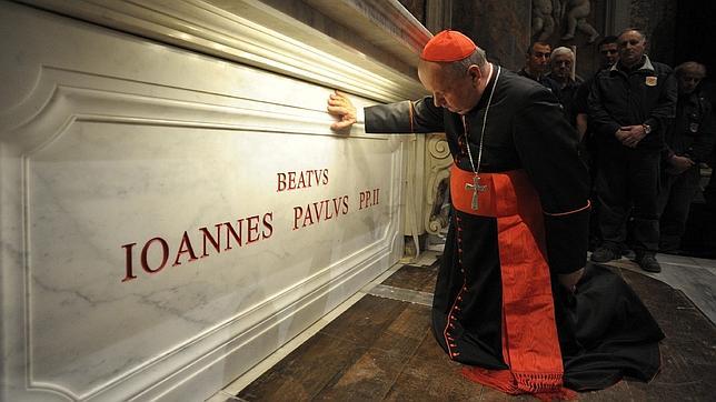 Los fieles ya pueden veneran los restos del beato Juan Pablo II en la Capilla de San Sebastián