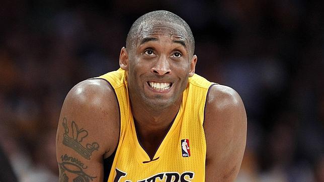 Los Lakers pierden primer el partido en casa ante los Mavericks