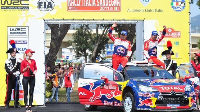 Loeb consigue la victoria