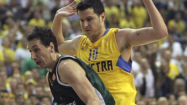Diamantidis puede con la fiebre amarilla