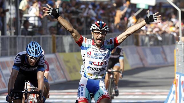 Ángel Vicioso gana la tercera etapa