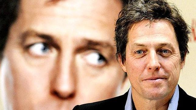 Hugh Grant se planta contra el espionaje de la prensa rosa