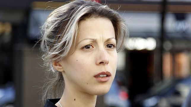 La periodista francesa Tristane Banon no denunciará por ahora a Strauss-Kahn