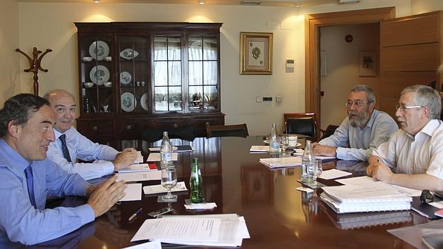 La propuesta de Rosell no convence a los sindicatos