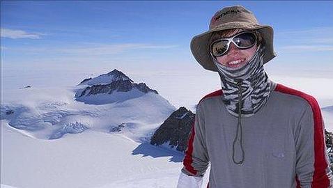 Con tan sólo 16 años, el alpinista George Atkinson conquista el Everest