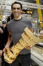 Madrid rinde homenaje a Contador