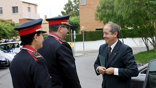 Puig no tiene intención de dimitir ni de depurar responsabilidades en Mossos