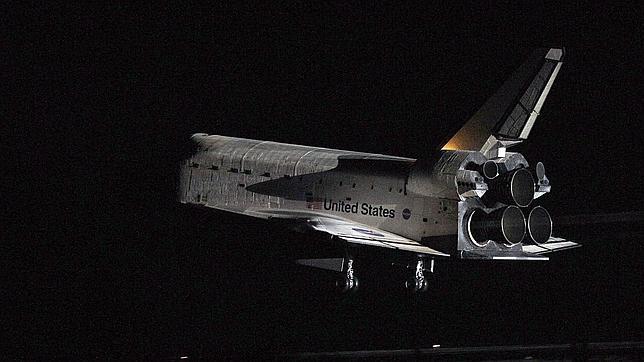 El Endeavour termina con éxito su última misión