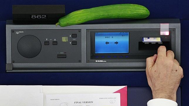 Alemania no halla el origen, pero cree que «ha pasado lo peor»