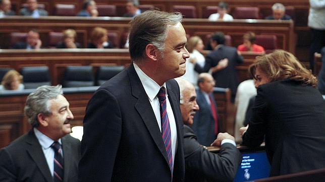 González Pons: «Si Rubalcaba no fuera candidato, resolvería el 15-M con mano izquierda»