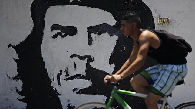 Irán y Cuba alientan una nueva oleada de periodistas en el exilio