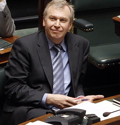 «Cucú, estoy en la reunión sobre Afganistán y pienso en nuestros jugueteos»