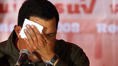 El hermano mayor de Hugo Chávez propone «la lucha armada»