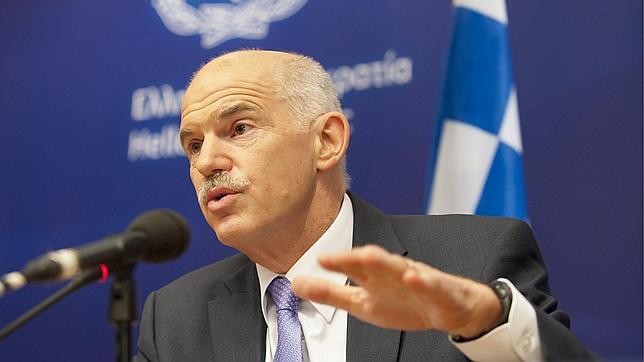 Bruselas traza un «Plan B» por si el parlamento griego rechaza el plan de ajuste