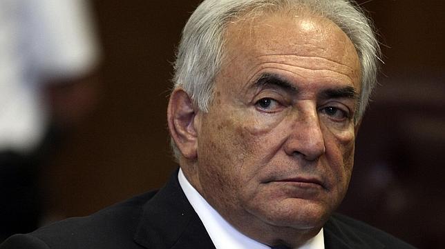 Strauss-Kahn, en libertad provisional sin fianza por dudas en la acusación