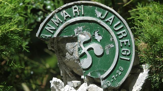 Bildu rechaza pero no condena el ataque al monolito de Jáuregui