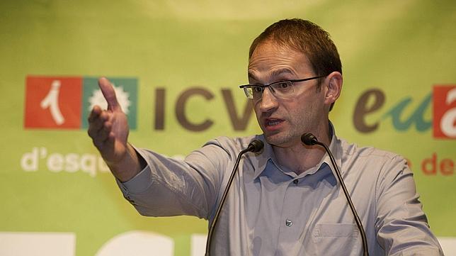 Joan Herrera invita al 15-M a formar parte de ICV