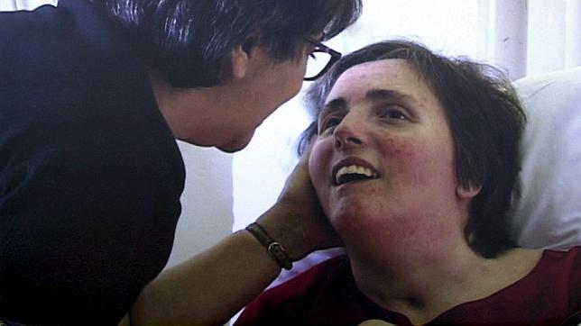 Los médicos renuevan su Código Deontológico e incluyen la objeción de conciencia y la sedación