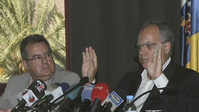 «¡Os pagan los putos fachas del PP, borrachos!»