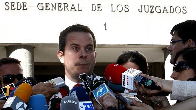 Los afectados por el plante de controladores dicen que su actitud «no sale gratis»